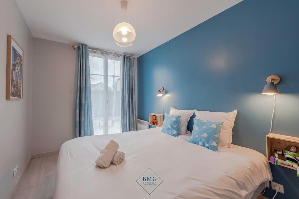 Toy Story Apartment Disneyland Bmyguest Шеси Экстерьер фото