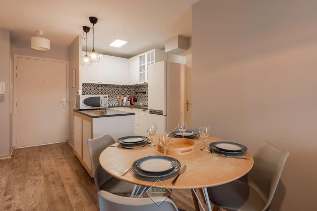 Toy Story Apartment Disneyland Bmyguest Шеси Экстерьер фото